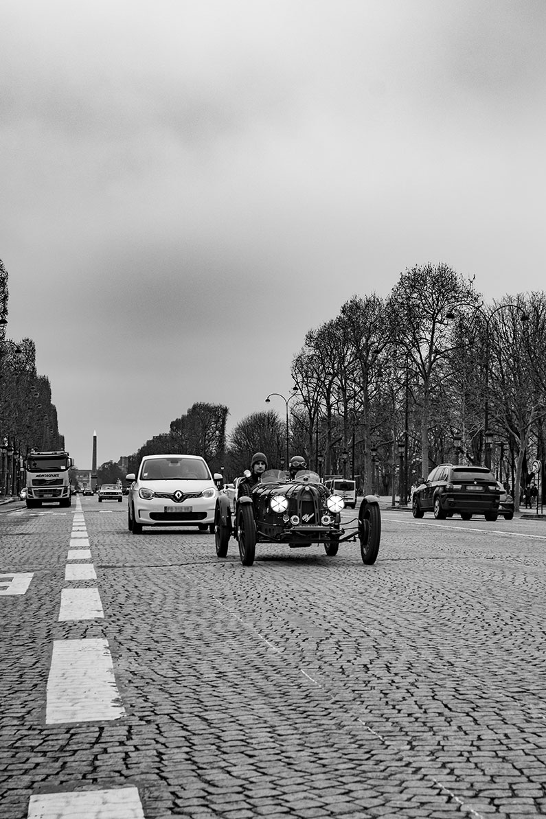 21st Crossing of Paris in Vintage Vehicles, old cars and bikes, January 31, 2021, France, (Nos Dren).