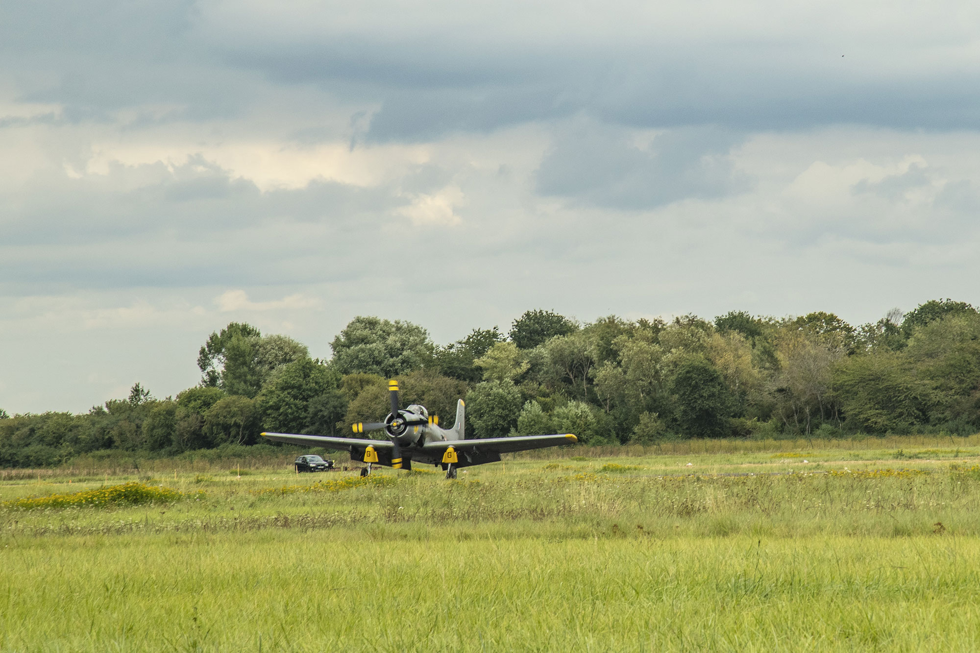 Douglas AD4N Skyraider fighter, Operator: France Flying Warbirds, Armée de l'Air - EALA 1/22, Air Legend 2021, Nos Dren