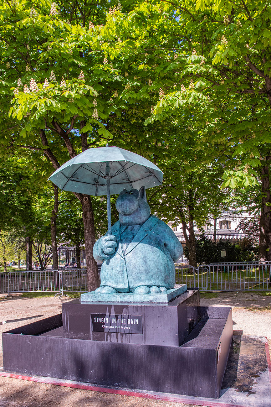 Le Chat de Geluck, Avenue des Champs Elysées, Paris, France, March 2021, (Nos Dren).