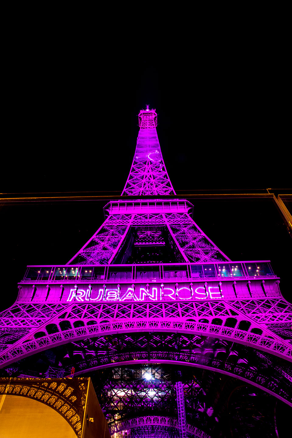 Tour Eiffel, Pink October 2020, Paris, France, Nos Dren
