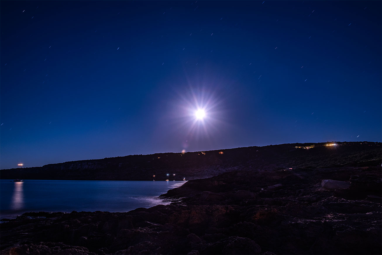 Slow speed shutter night photography with moon light from Es Calo, Formentera, (Nos Dren).