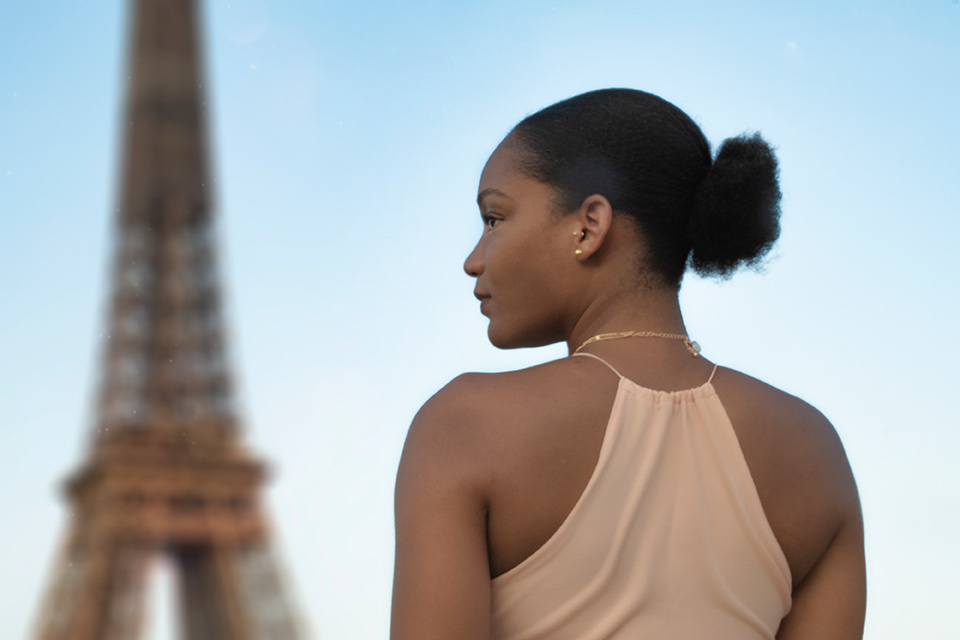 Fashion model potrait, Laurine at Paris, Bir Hakeim bridge, Eiffel Tower, France, (Nos Dren).