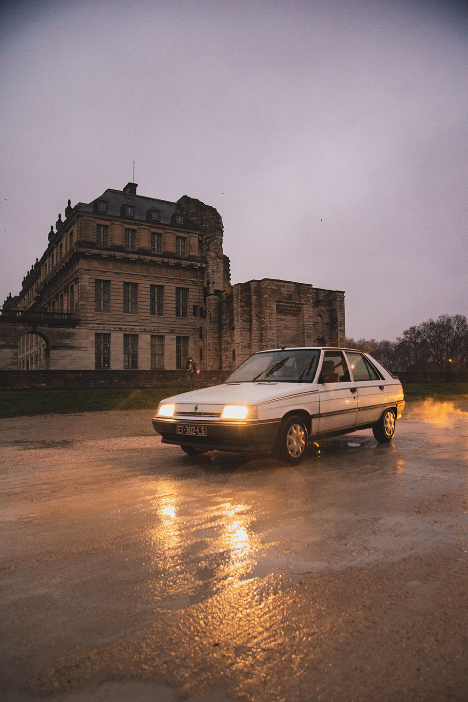 21st Crossing of Paris in Vintage Vehicles, old cars and bikes, January 31, 2021, France, (Nos Dren).