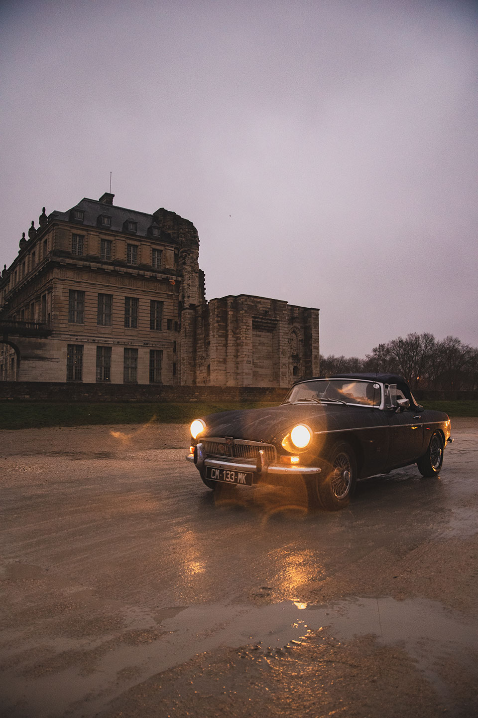 21st Crossing of Paris in Vintage Vehicles, old cars and bikes, January 31, 2021, France, (Nos Dren).