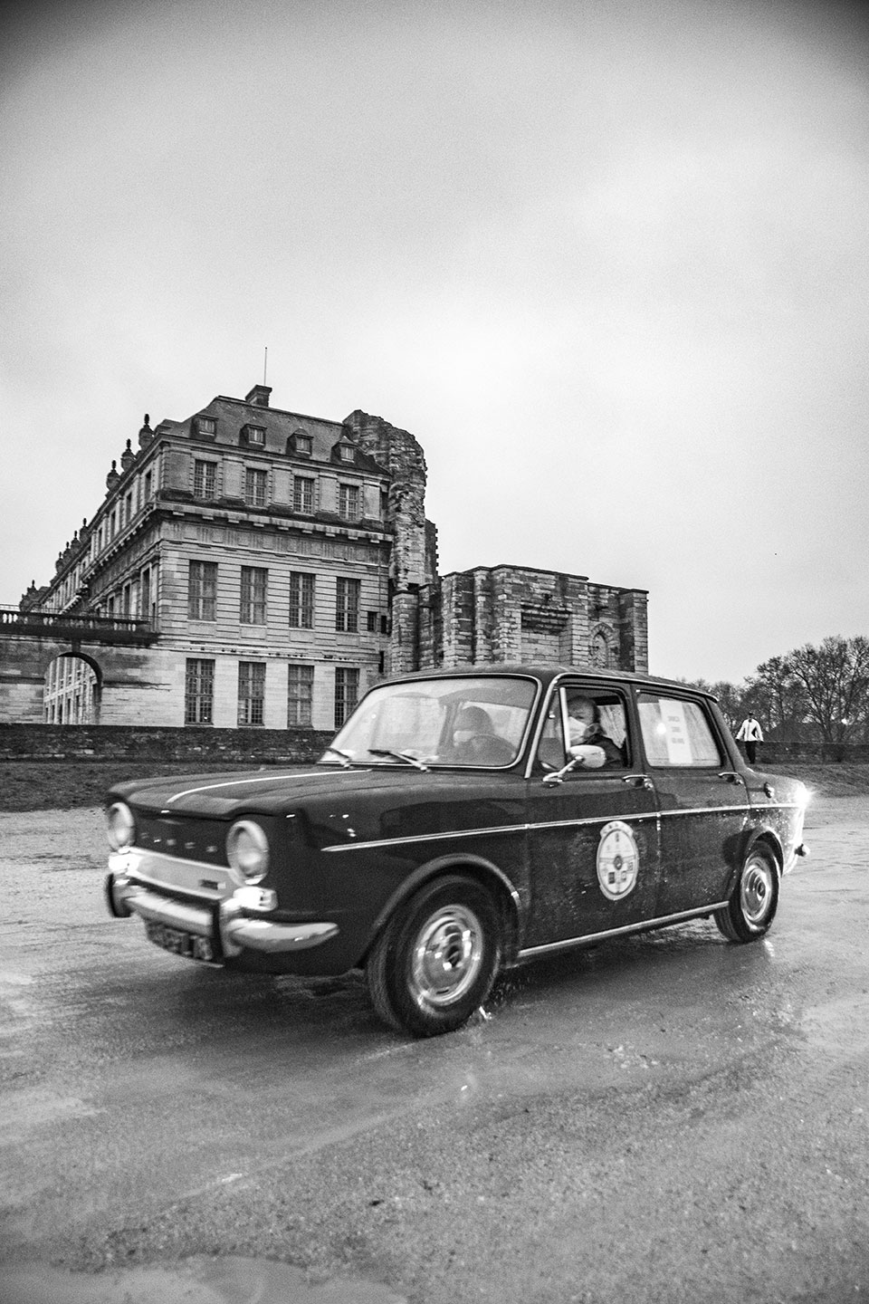 21st Crossing of Paris in Vintage Vehicles, old cars and bikes, January 31, 2021, France, (Nos Dren).