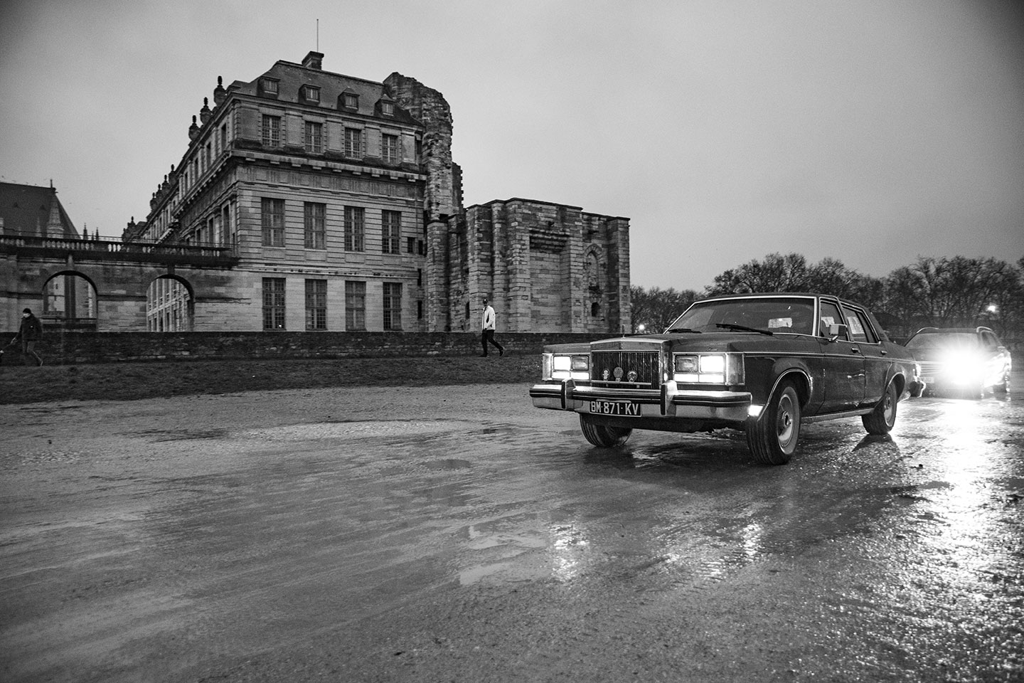 21st Crossing of Paris in Vintage Vehicles, old cars and bikes, January 31, 2021, France, (Nos Dren).