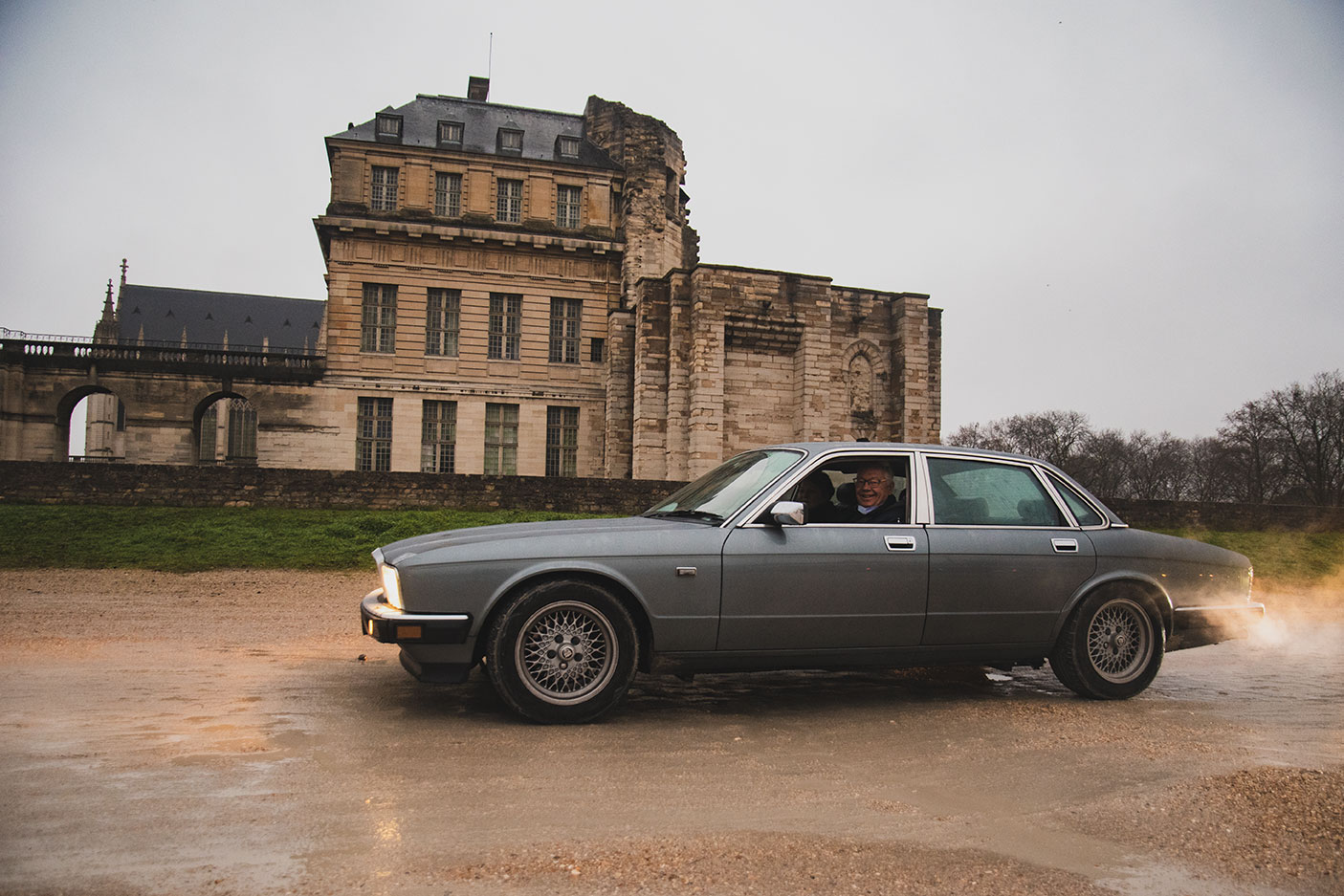 21st Crossing of Paris in Vintage Vehicles, old cars and bikes, January 31, 2021, France, (Nos Dren).