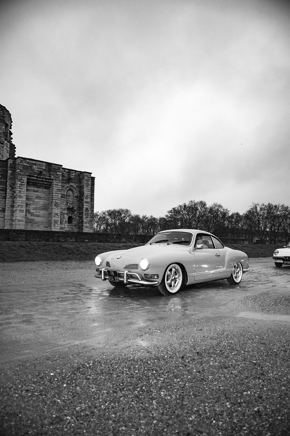 21st Crossing of Paris in Vintage Vehicles, old cars and bikes, January 31, 2021, France, (Nos Dren).