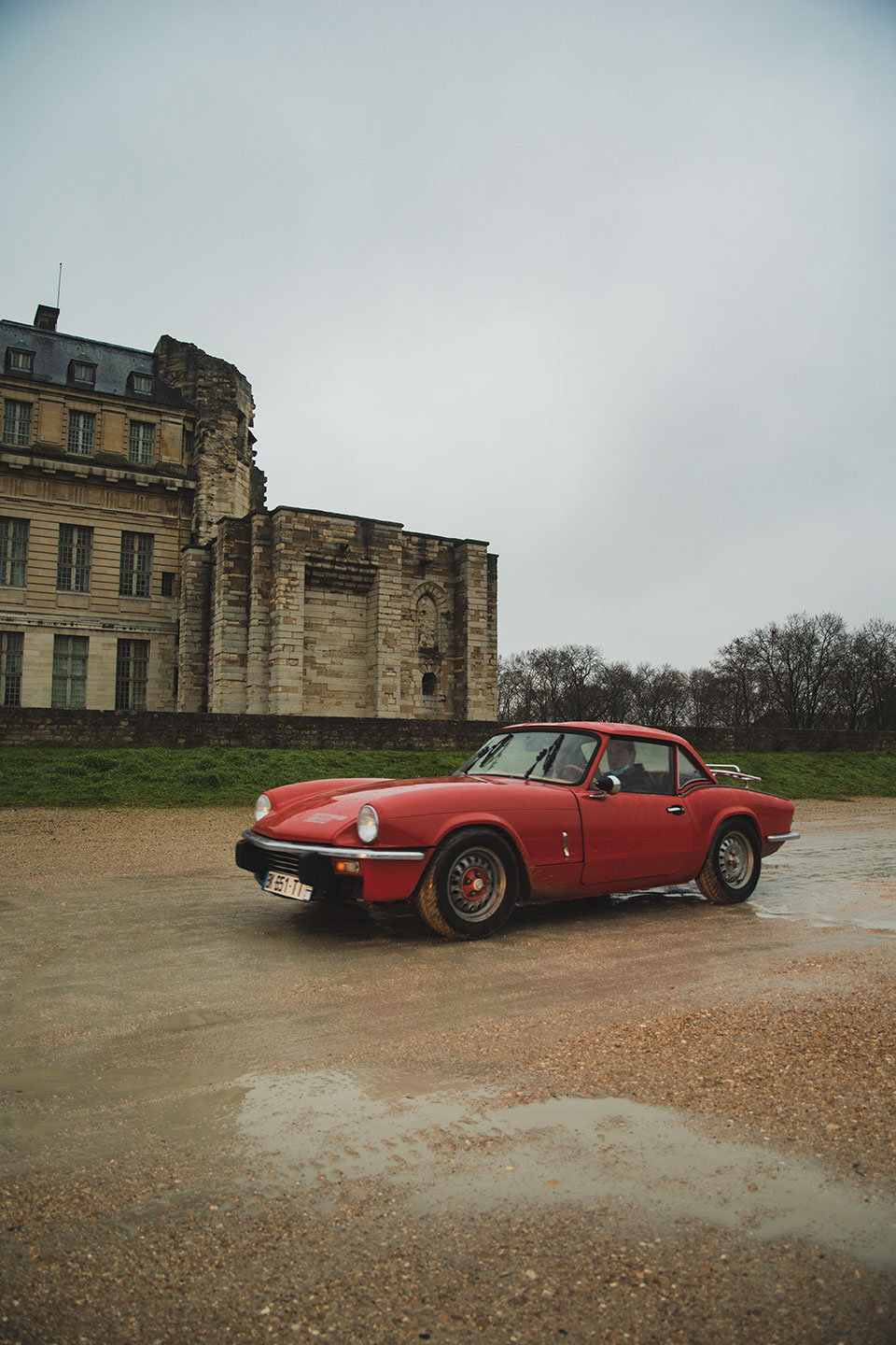 21st Crossing of Paris in Vintage Vehicles, old cars and bikes, January 31, 2021, France, (Nos Dren).