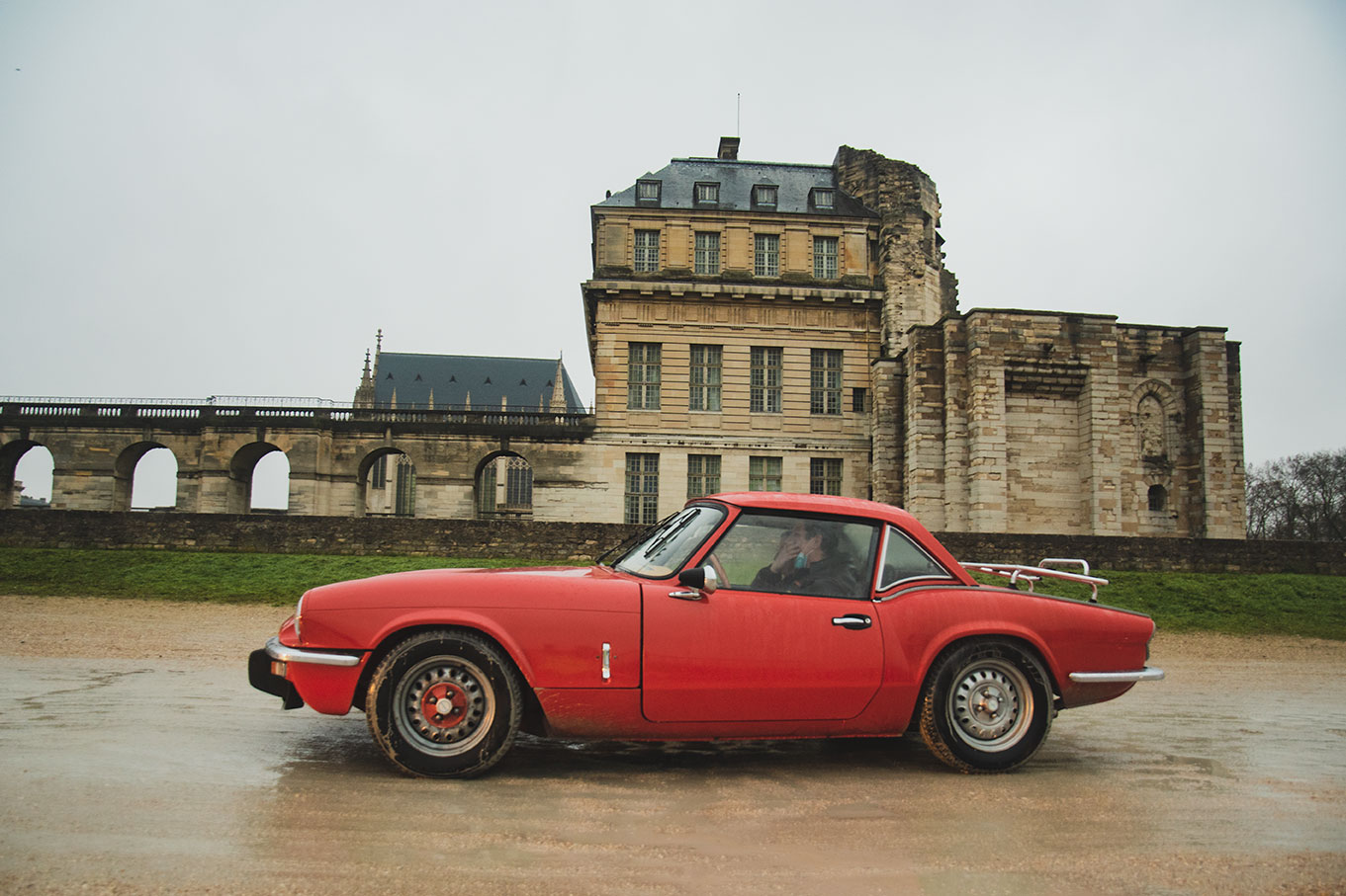 21st Crossing of Paris in Vintage Vehicles, old cars and bikes, January 31, 2021, France, (Nos Dren).