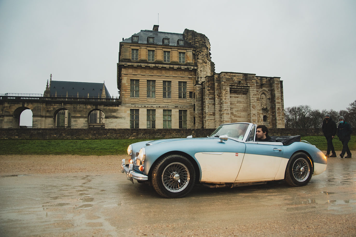 21st Crossing of Paris in Vintage Vehicles, old cars and bikes, January 31, 2021, France, (Nos Dren).
