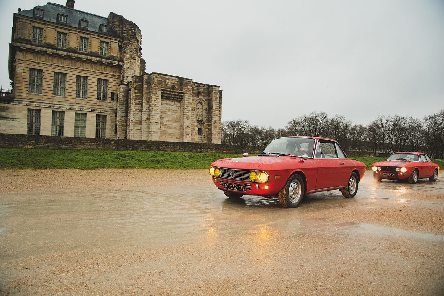 21st Crossing of Paris in Vintage Vehicles, old cars and bikes, January 31, 2021, France, (Nos Dren).