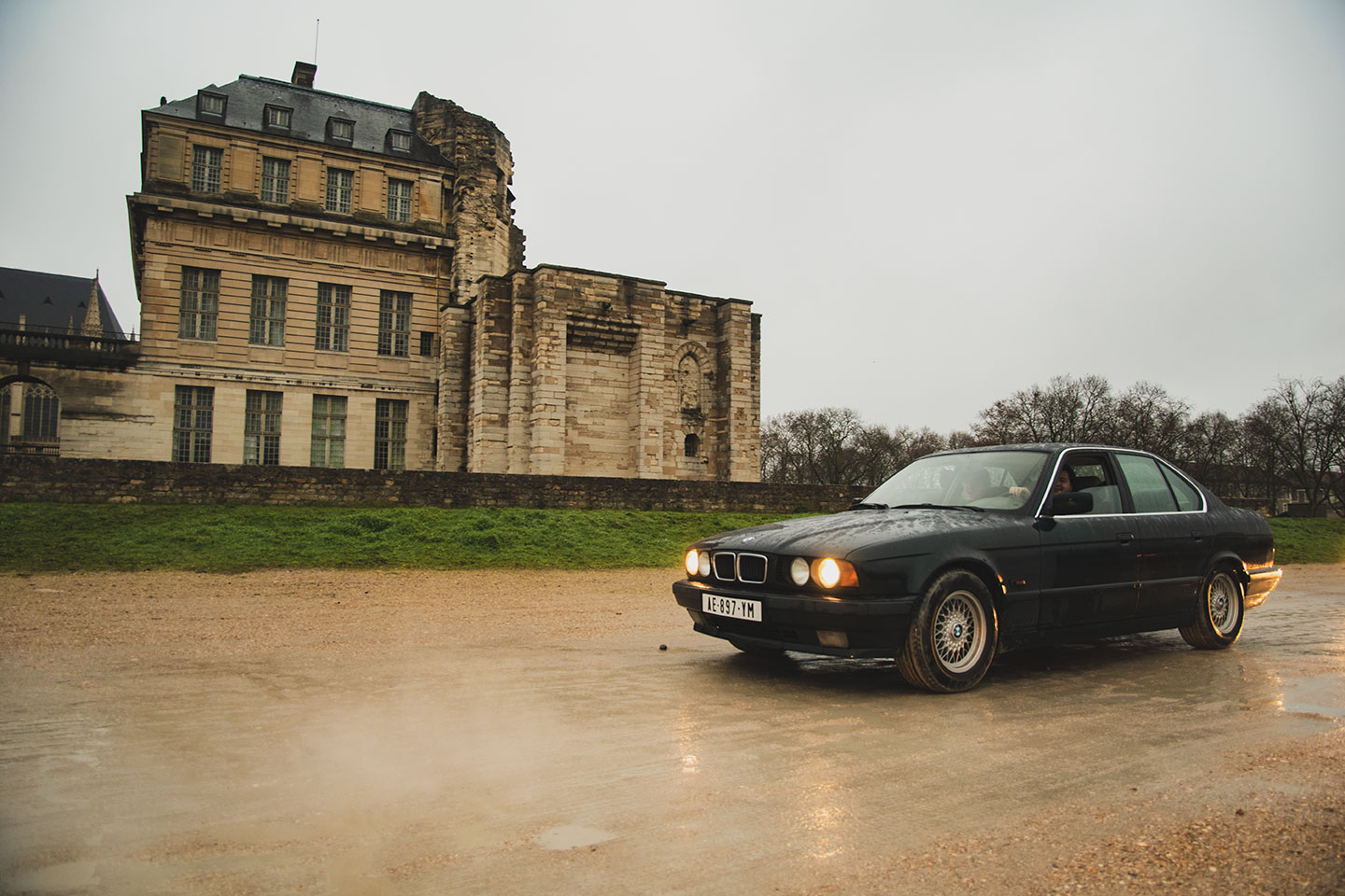 21st Crossing of Paris in Vintage Vehicles, old cars and bikes, January 31, 2021, France, (Nos Dren).