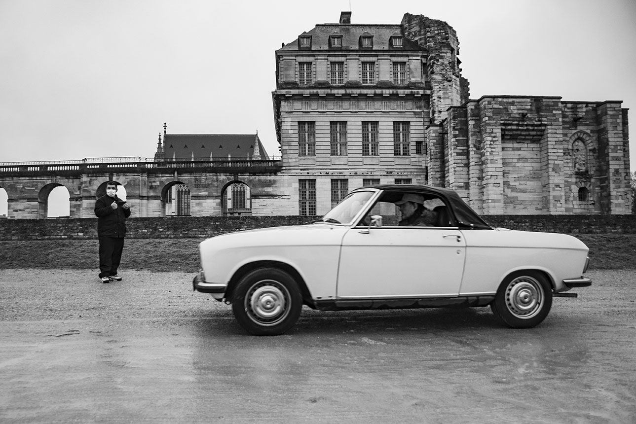 21st Crossing of Paris in Vintage Vehicles, old cars and bikes, January 31, 2021, France, (Nos Dren).
