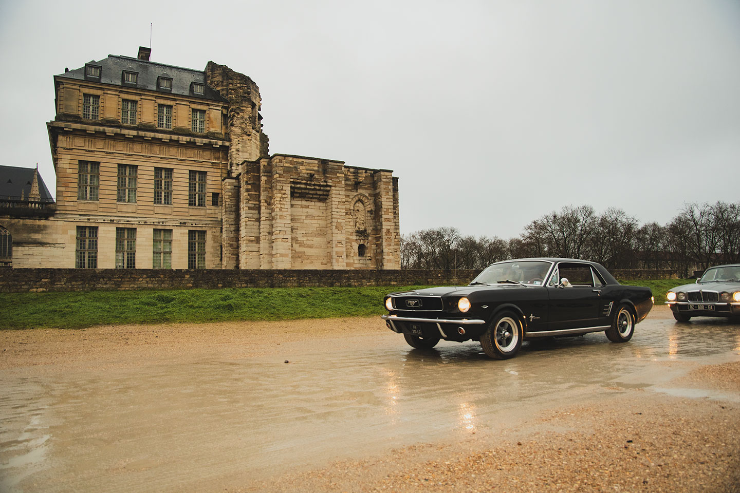 21st Crossing of Paris in Vintage Vehicles, old cars and bikes, January 31, 2021, France, (Nos Dren).