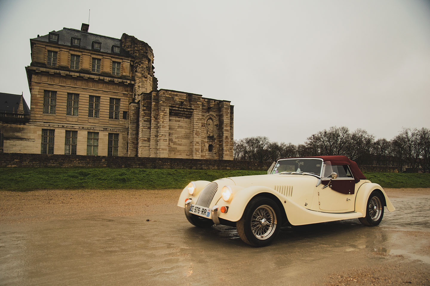 21st Crossing of Paris in Vintage Vehicles, old cars and bikes, January 31, 2021, France, (Nos Dren).