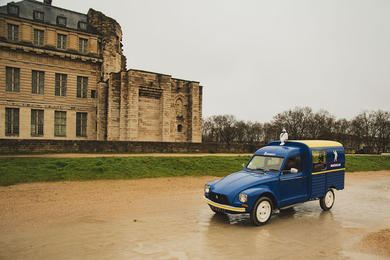 21st Crossing of Paris in Vintage Vehicles, old cars and bikes, January 31, 2021, France, (Nos Dren).