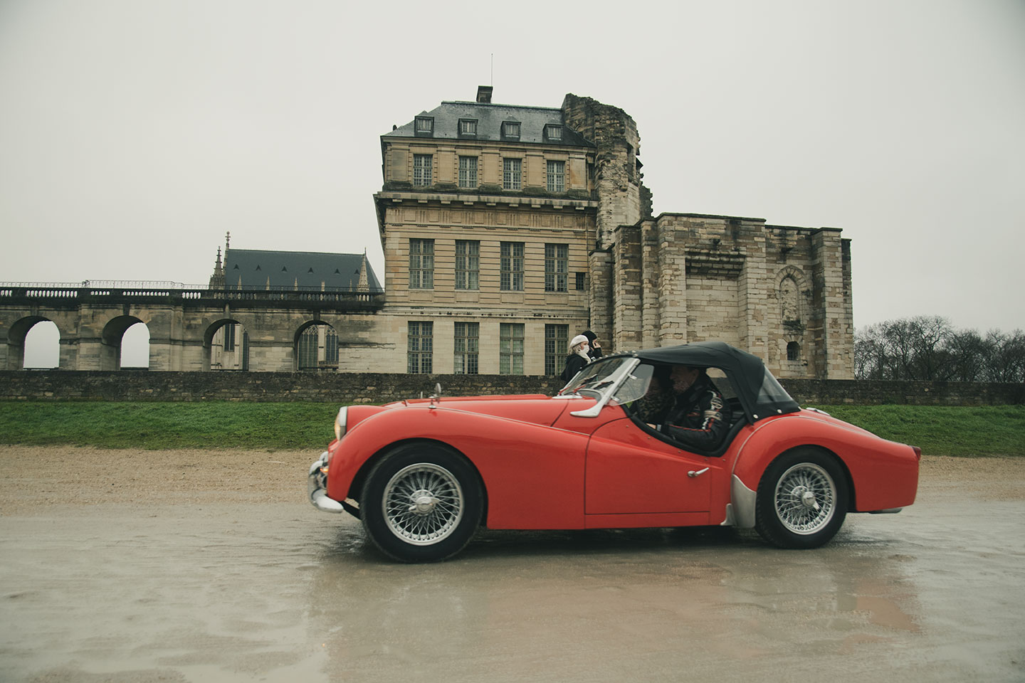 21st Crossing of Paris in Vintage Vehicles, old cars and bikes, January 31, 2021, France, (Nos Dren).