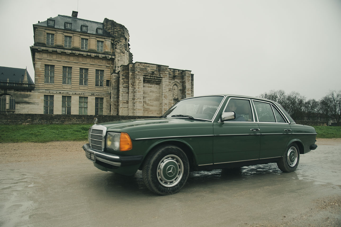 21st Crossing of Paris in Vintage Vehicles, old cars and bikes, January 31, 2021, France, (Nos Dren).