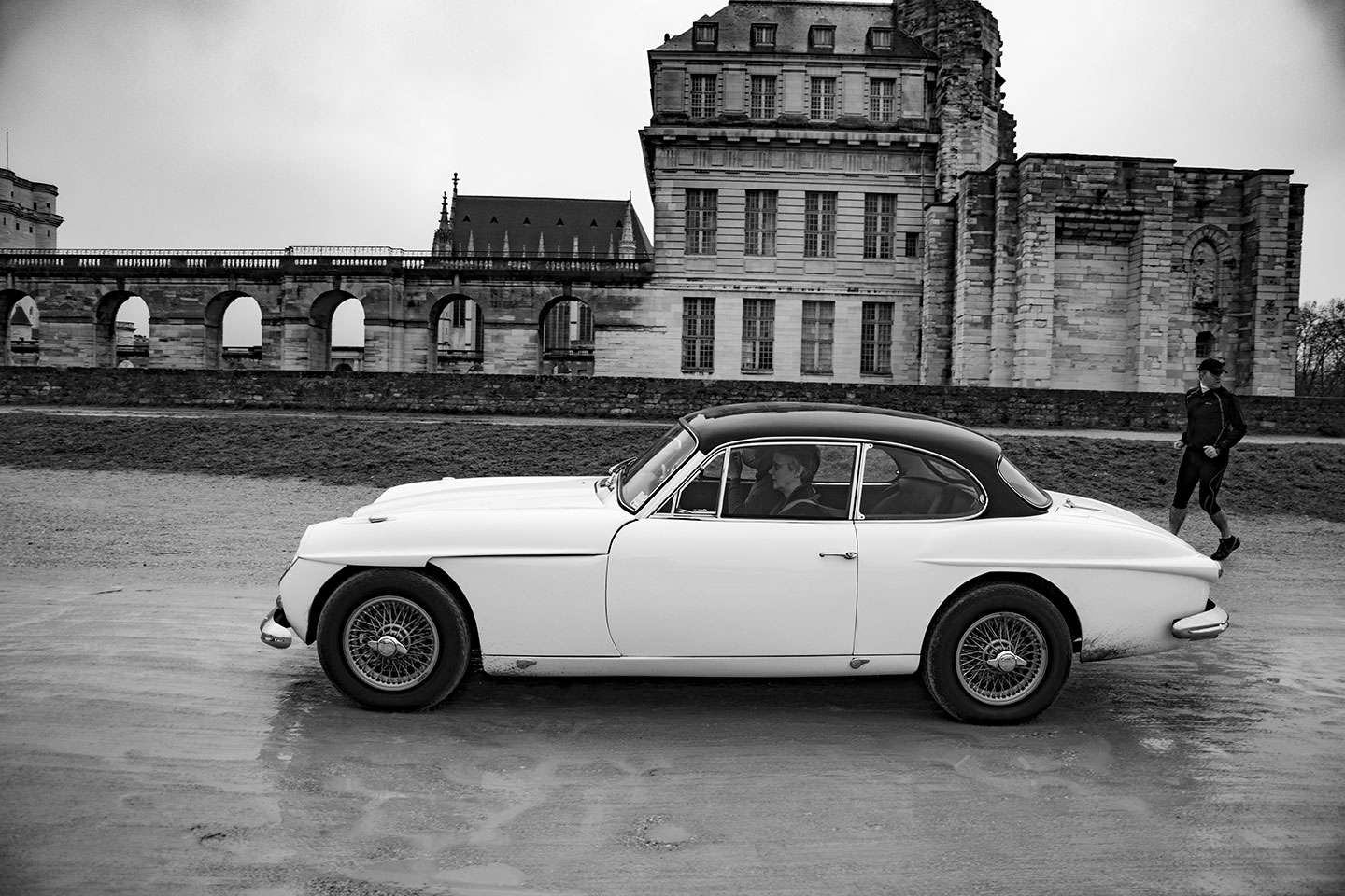 21st Crossing of Paris in Vintage Vehicles, old cars and bikes, January 31, 2021, France, (Nos Dren).