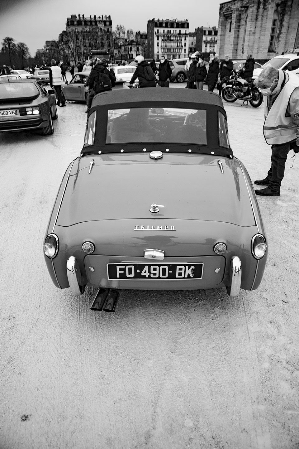 21st Crossing of Paris in Vintage Vehicles, old cars and bikes, January 31, 2021, France, (Nos Dren).