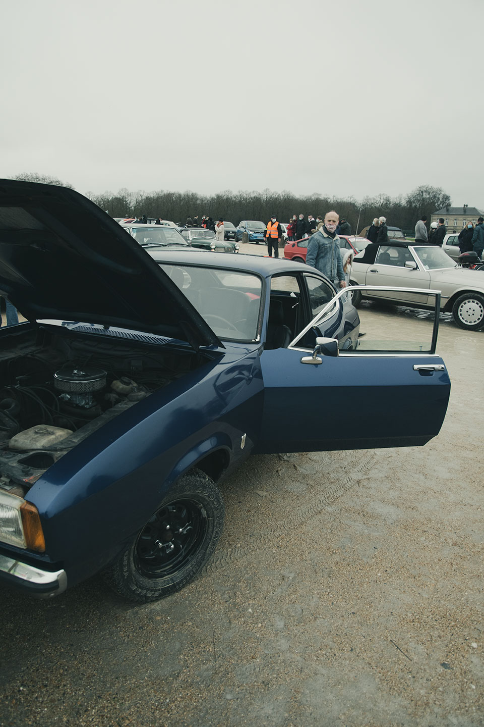 21st Crossing of Paris in Vintage Vehicles, old cars and bikes, January 31, 2021, France, (Nos Dren).