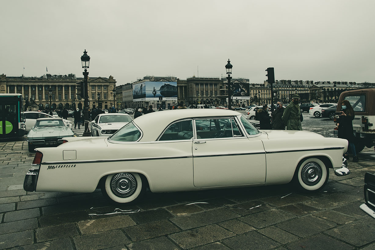 21st Crossing of Paris in Vintage Vehicles, old cars and bikes, January 31, 2021, France, (Nos Dren).