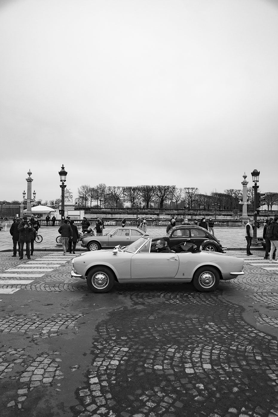 21st Crossing of Paris in Vintage Vehicles, old cars and bikes, January 31, 2021, France, (Nos Dren).