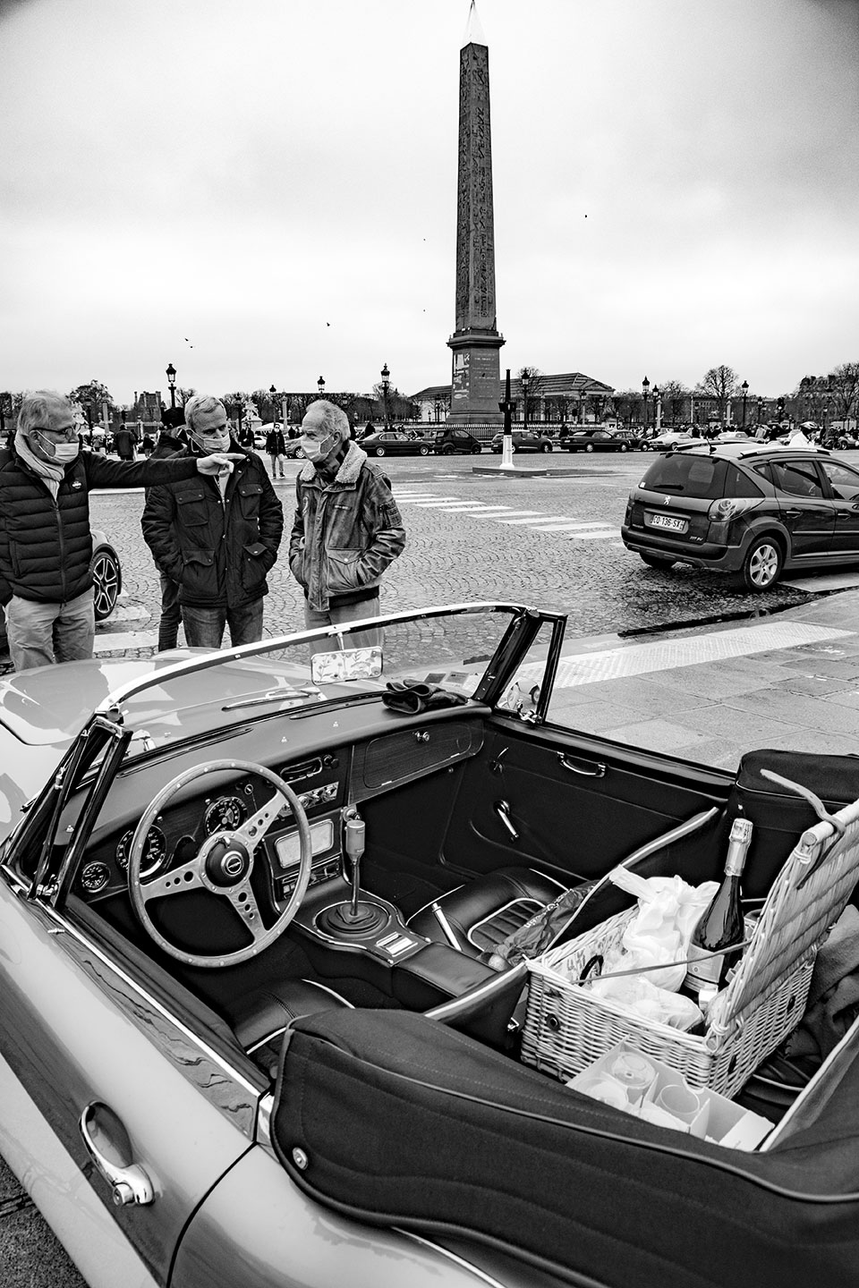 21st Crossing of Paris in Vintage Vehicles, old cars and bikes, January 31, 2021, France, (Nos Dren).