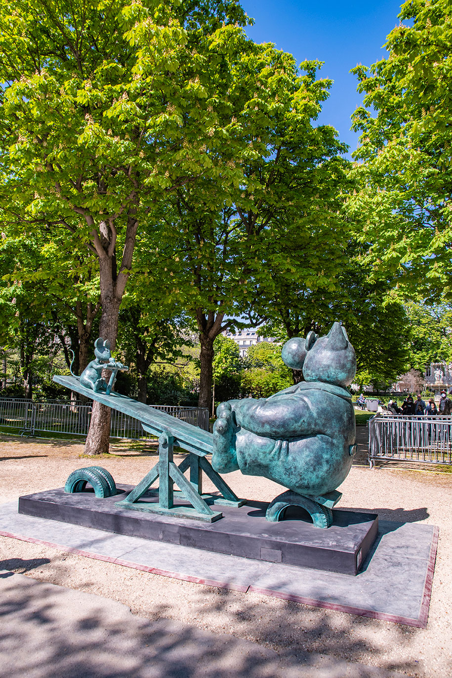 Le Chat de Geluck, Avenue des Champs Elysées, Paris, France, March 2021, (Nos Dren).