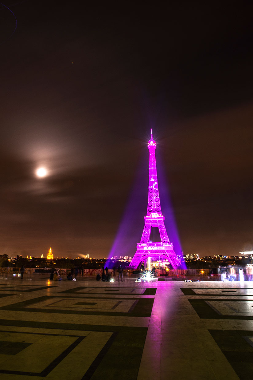 Place du Trocadero Tour Eiffel, Pink October 2020, Paris, France, Nos Dren