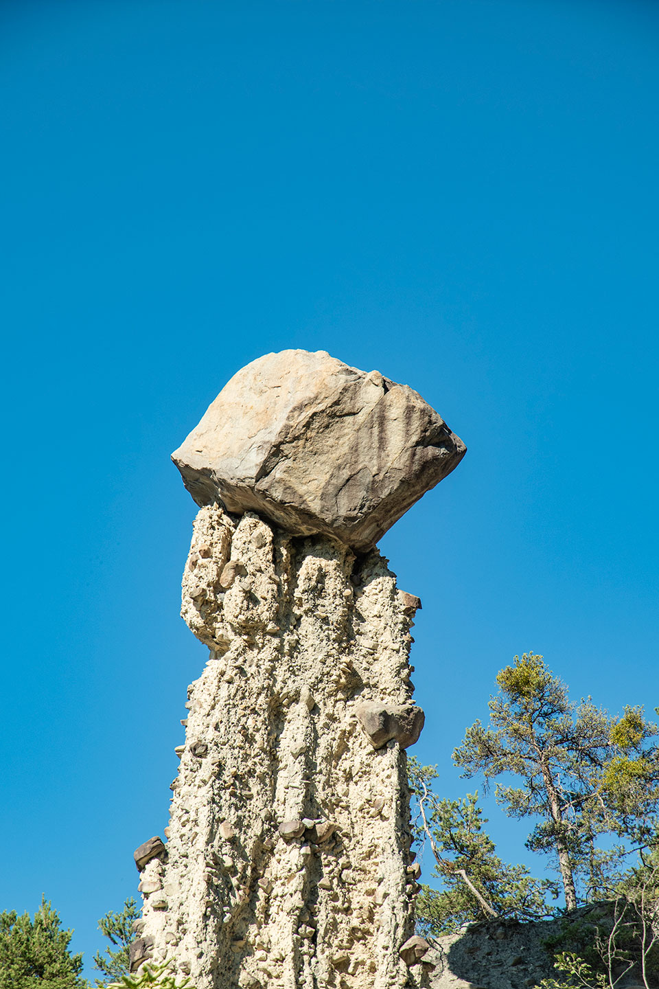 Les Demoiselles Coiffées, Lac de Serre Ponçon, Hautes-Alpes, France, (Nos Dren).