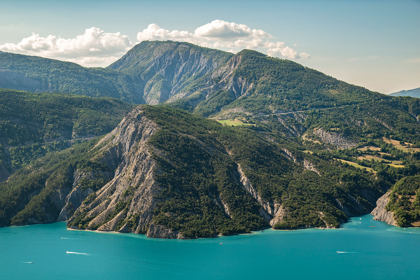 Lac de Serre Ponçon, Hautes-Alpes, France, (Nos Dren).