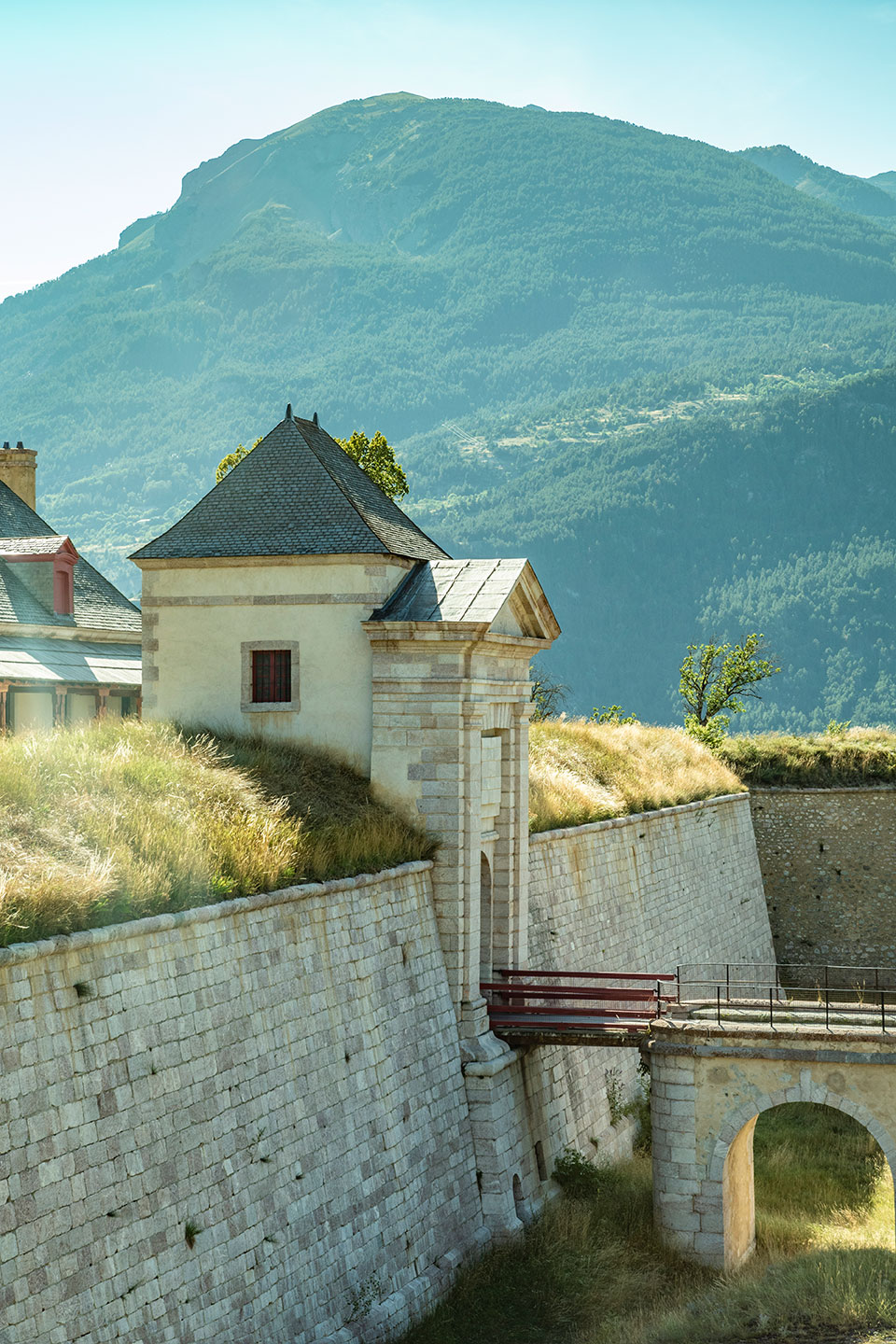 Mont Dauphin, Hautes-Alpes, France, (Nos Dren).