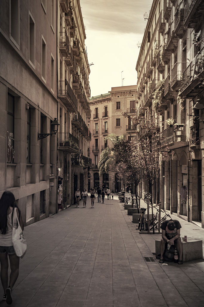 Barcelona, Spain, Nos Dren
